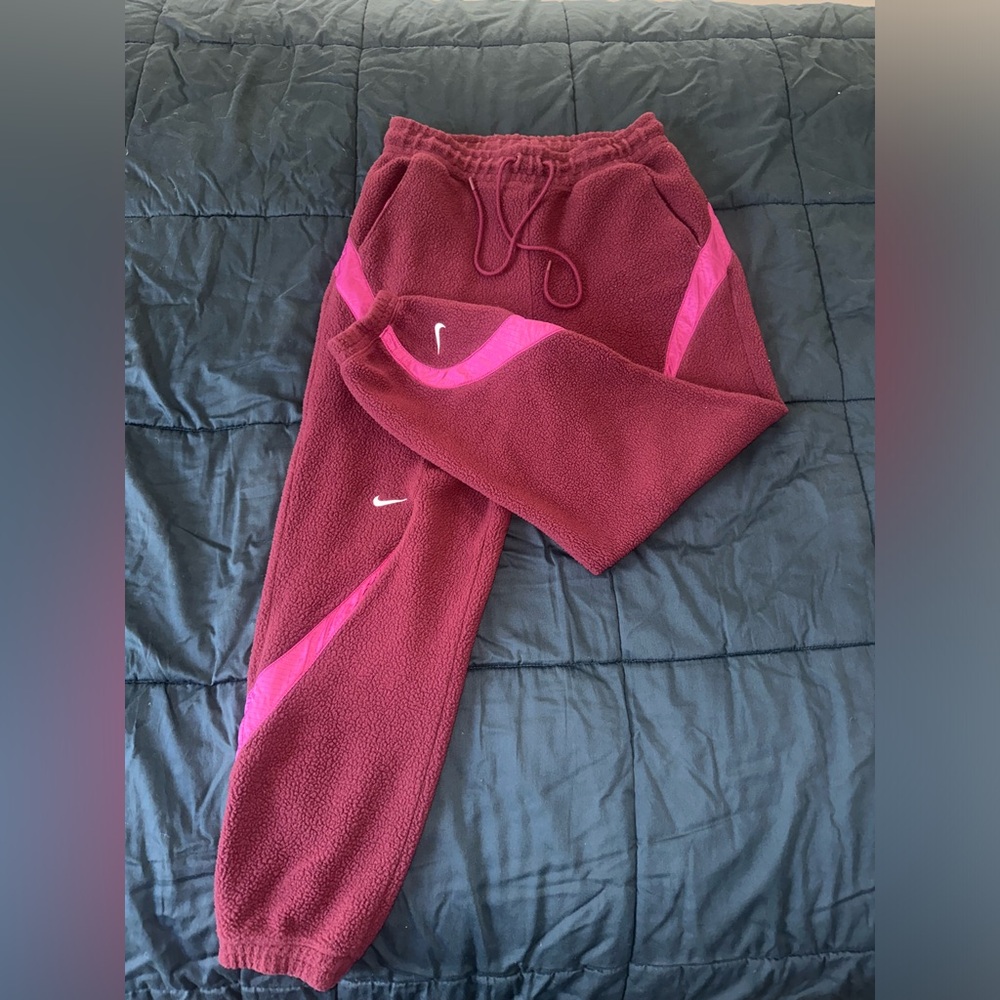 Nike Plush Burgundy Retro Style Sweatpants